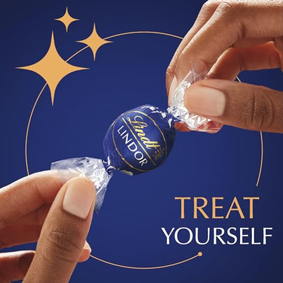 Lindt LINDOR Dark Chocolate Candy Truffles, Halloween Candy, 25.4 oz., 60 Count (Dark Chocolate, 25.4 Ounce (Pack of 1))